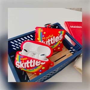 AIRPOD PRO PROTECTIVE CASE W/KEYRING